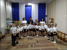 "Педагог для всех" в ГБДОУ ЛНР ЯС "Искорка" г. Стаханова "Педагог для всех" в ГБДОУ ЛНР ЯС "Искорка" г. Стаханова.